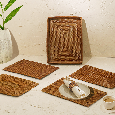 Honey brown rectangular rattan placemats with holder set