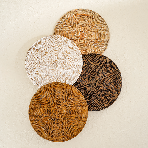 Natural round rattan placemats with holder styled