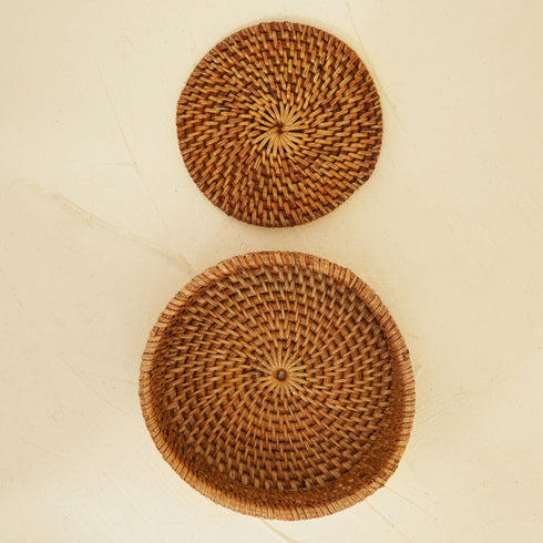 Round Rattan Coaster with Holder - Coastal Villa Homeware
