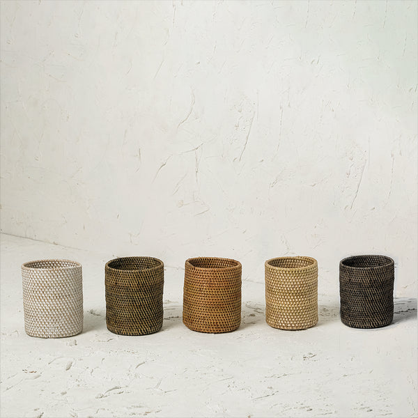 Pen pots in 5 colours