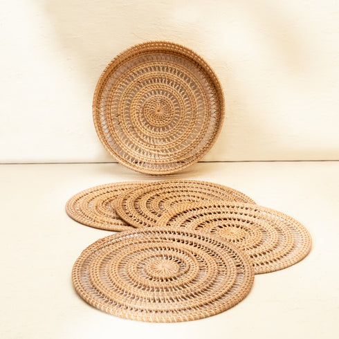 White wash spiral rattan placemats with holder texture detail