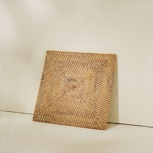 Natural sustainable wicker placemat