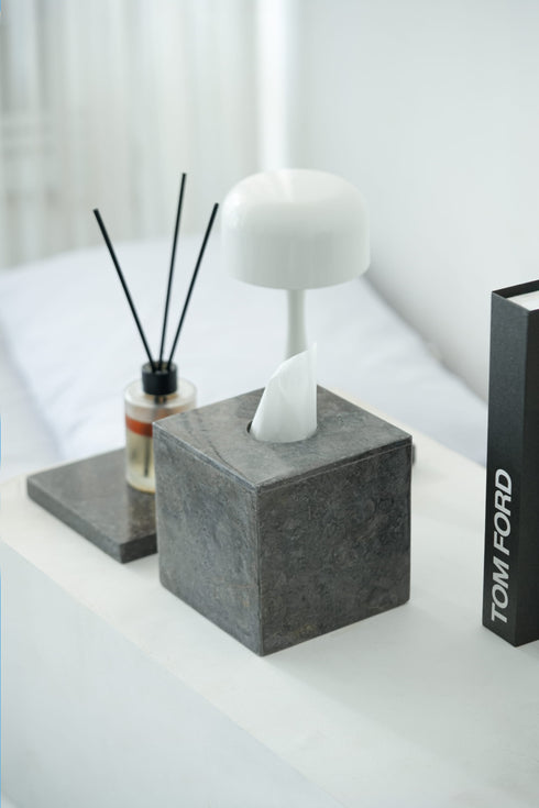 Square tissue cover on side