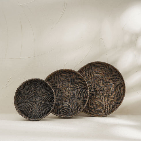 Black wash round trays