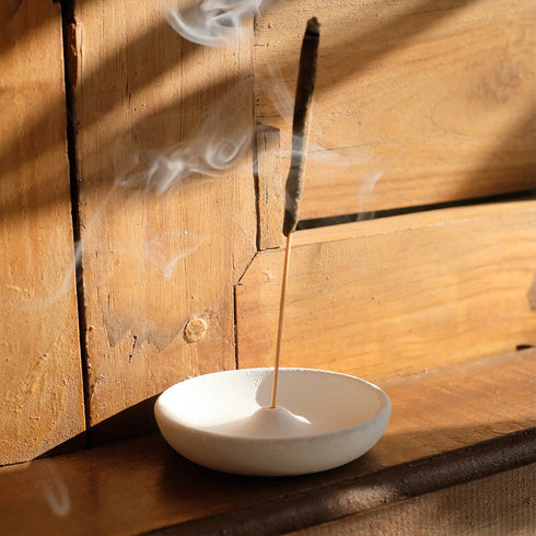 Ceramic incense holder white