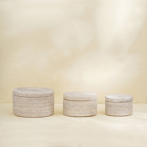 Round Rattan Storage Basket | Wicker baskets S, M and L in 4 colours - Coastal Villa Homeware