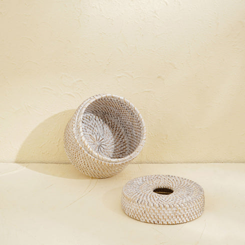 Round Rattan Tissue Holder with Lid Opened
