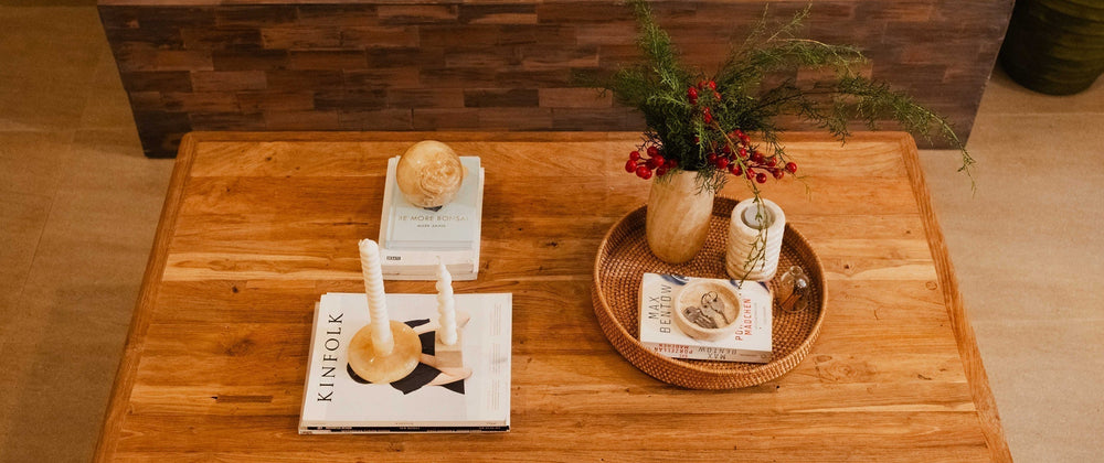 How to Style a Coffee Table for Winter: Cozy Decor Tips for Hosting