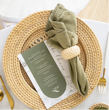 Personalised wedding menu with rattan placemat and napkin ring